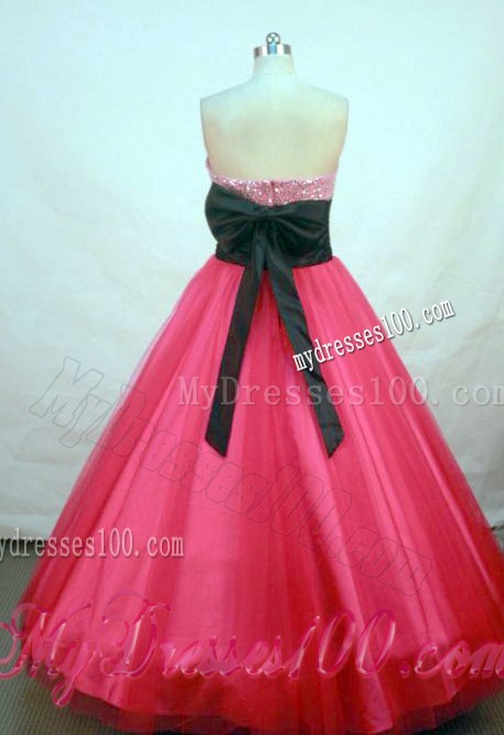 Beaded Sweetheart Red Quinceanera Gown with Black Bowknot Sash